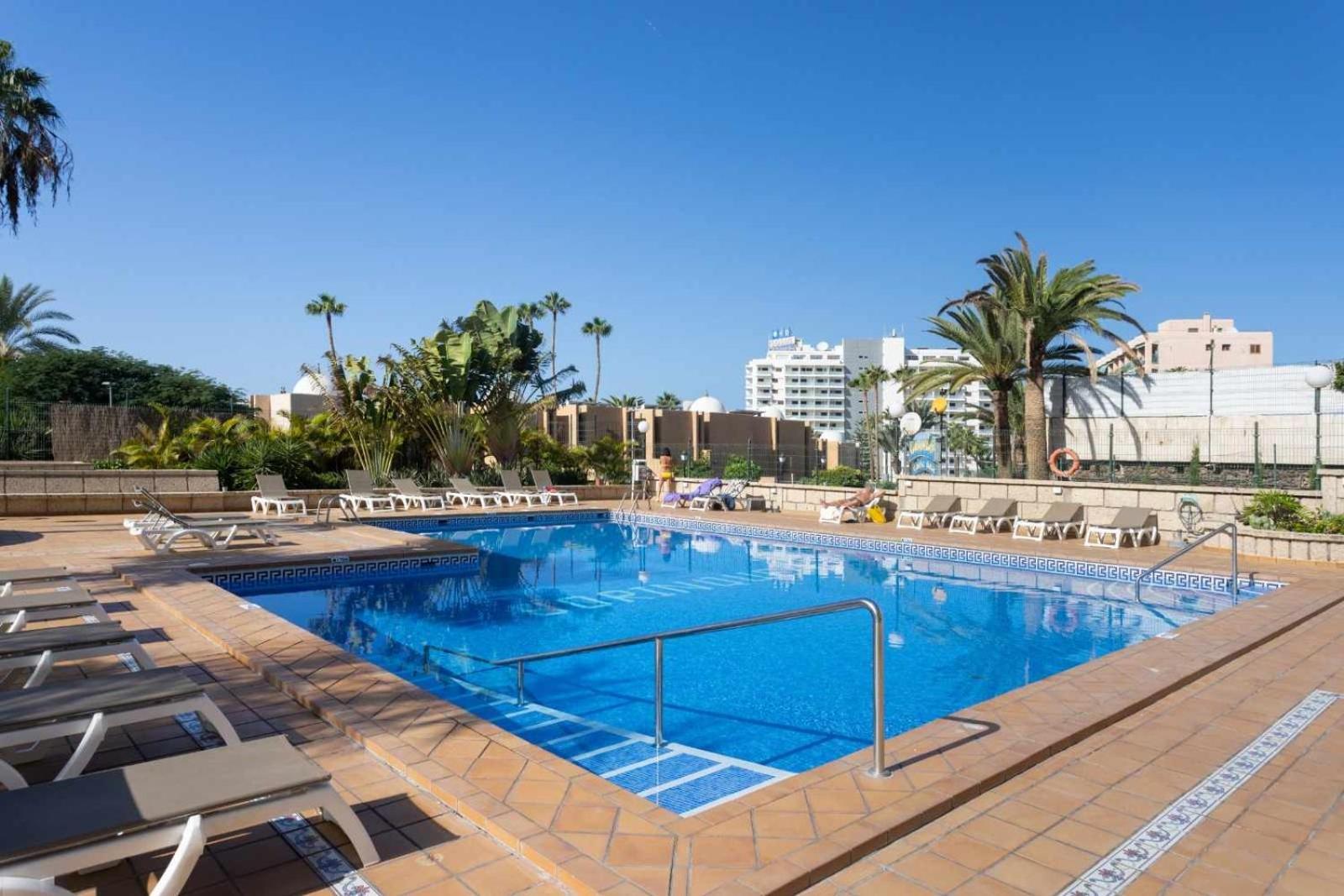 Lujo Borinquen 403 Vista Al Mar Apartment Playa Feñabe Екстериор снимка